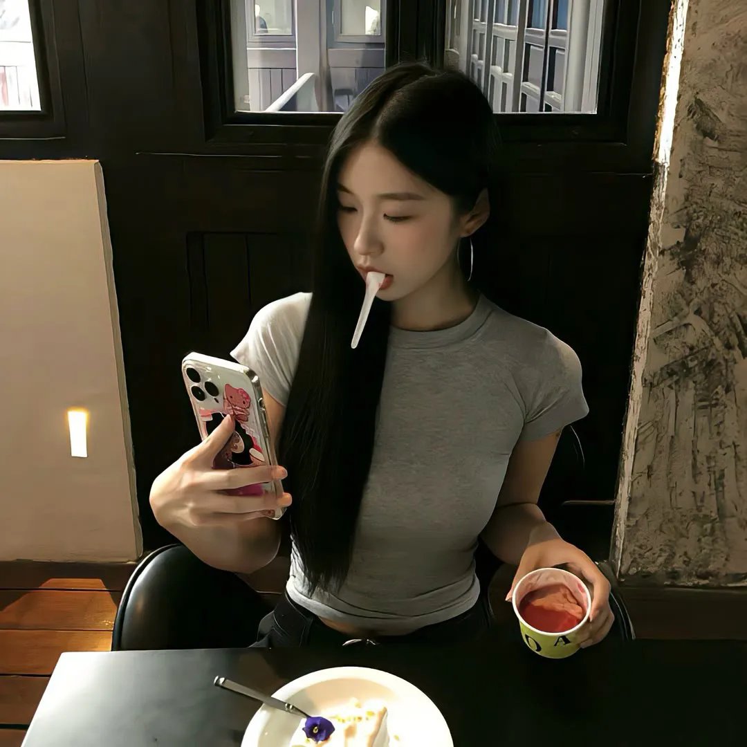 伞少女